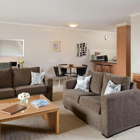 Ringwood Royale Aparthotel Екстериор снимка